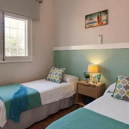 Lpa03044 Oye Holiday home
